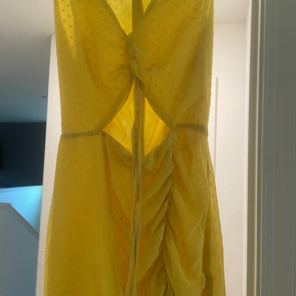 Elegant Yellow Dress